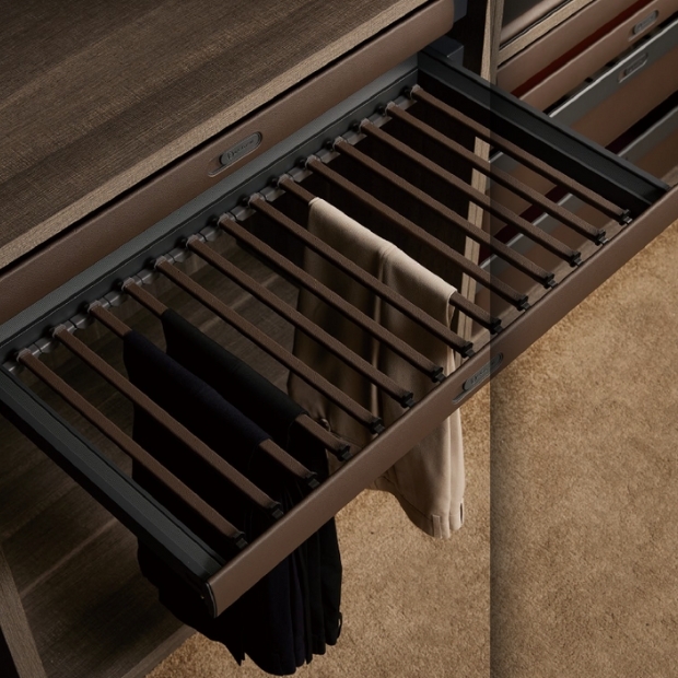 BASISTEM 褲架1.jpg